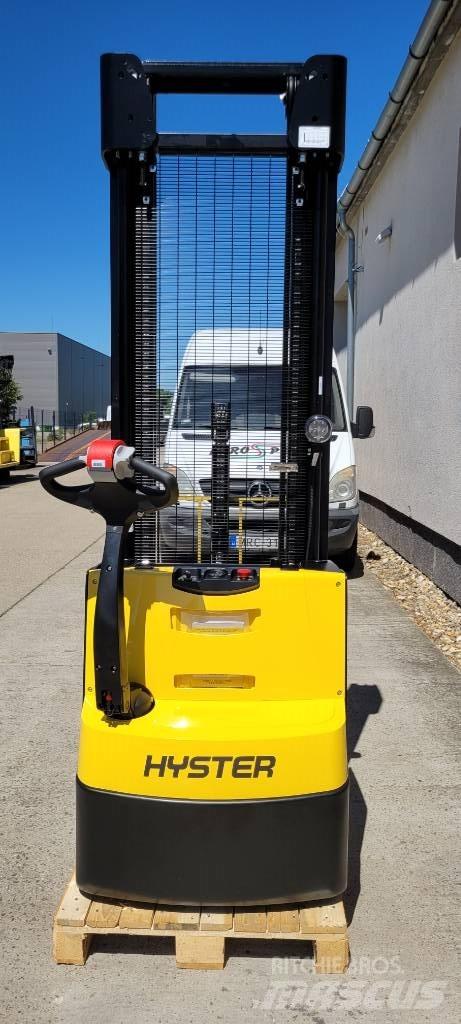 Hyster S 1.6 Apiladores eléctricos