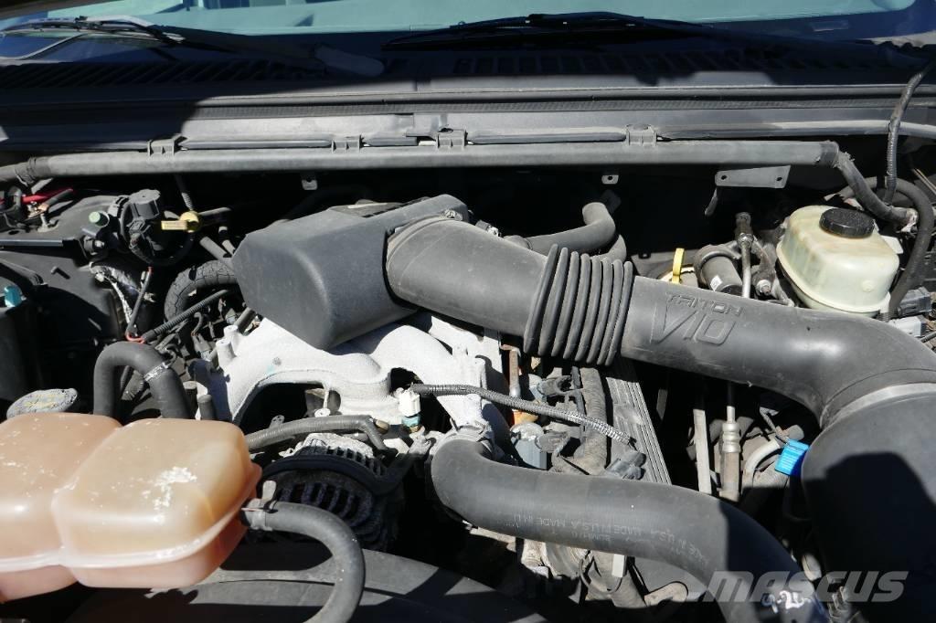 Ford F 550 Camiones bañeras basculantes o volquetes