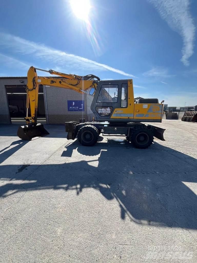 JCB JS130W Excavadoras de ruedas