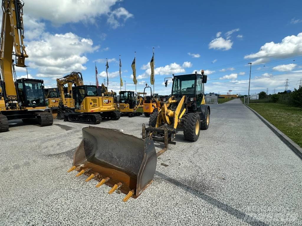 Komatsu WA 80 Cargadoras sobre ruedas