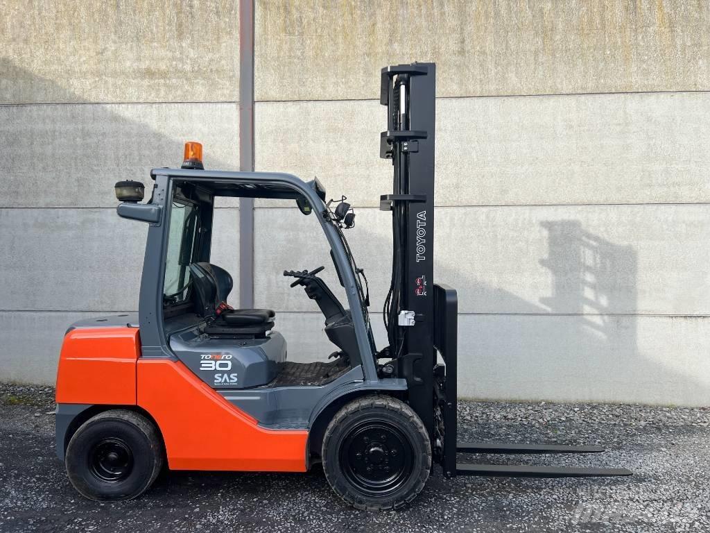 Toyota 02-8 FDF 30 Carretillas diesel