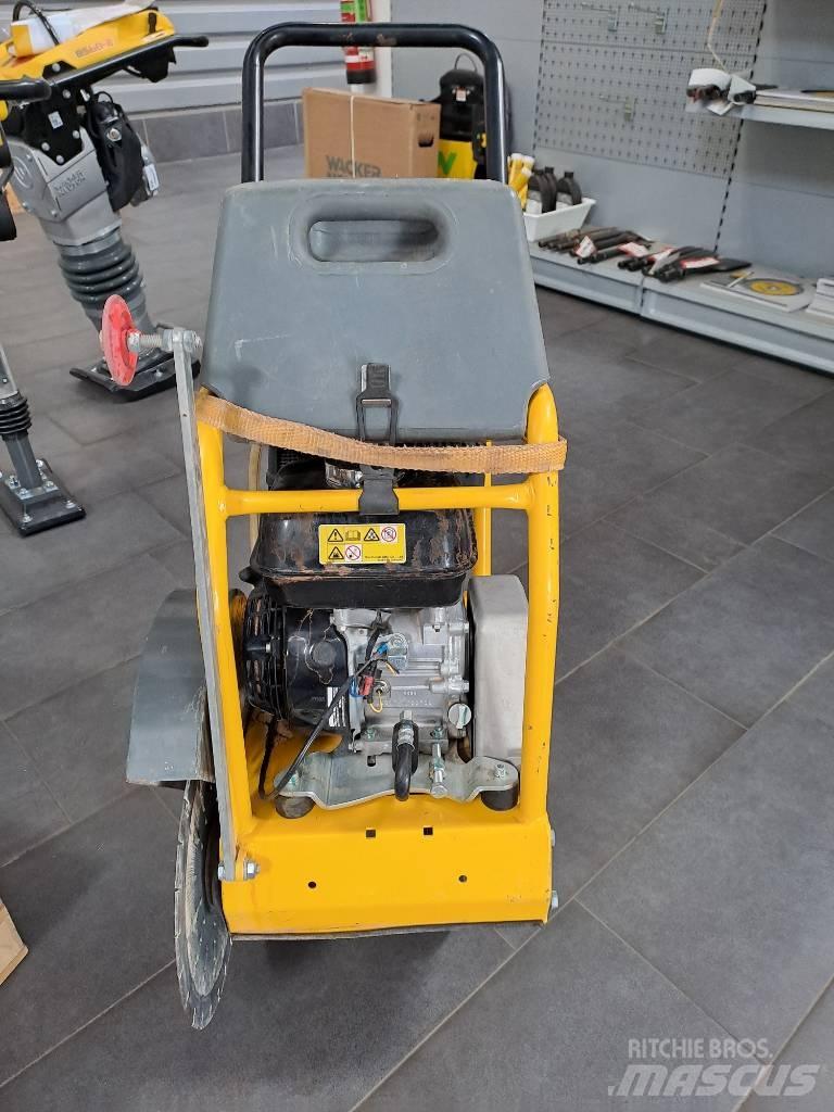 Wacker Neuson BFS735 Sierra para piedra