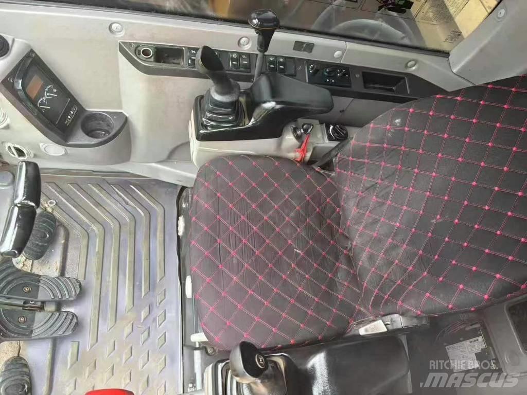 Volvo EC80 Excavadoras de cadenas