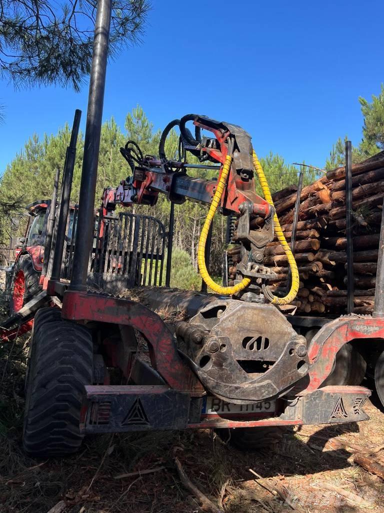 Kubota M 7153 Tractor forestal