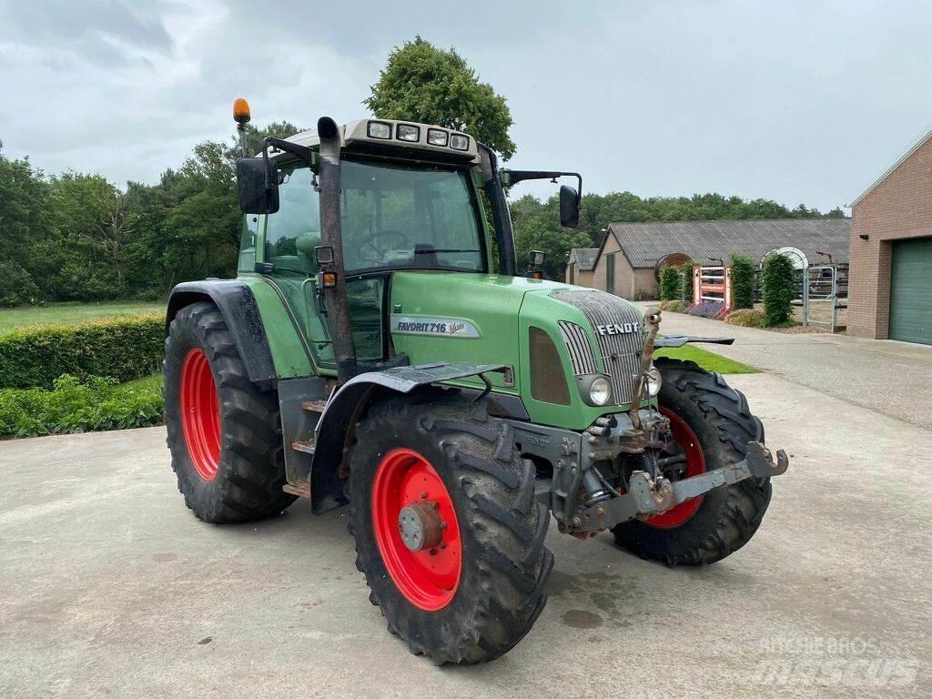 Fendt 716 Tractores
