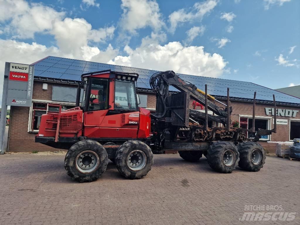 Komatsu 840 TX Autocargadoras