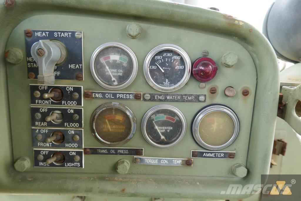 CAT D7F Ex-army Buldozer sobre oruga