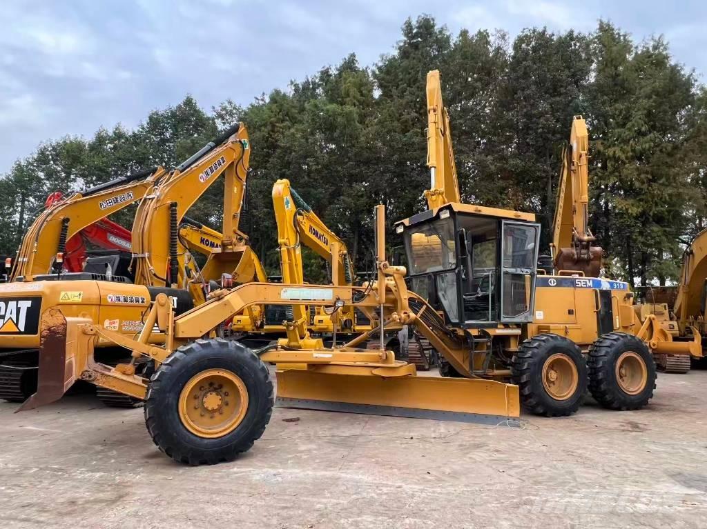 SEM 919 Motoniveladoras