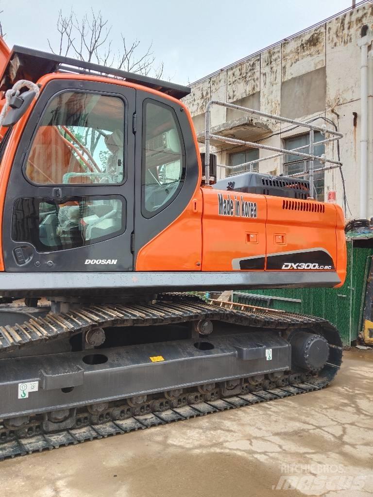 Doosan DX 300 LC-5 Excavadoras de cadenas