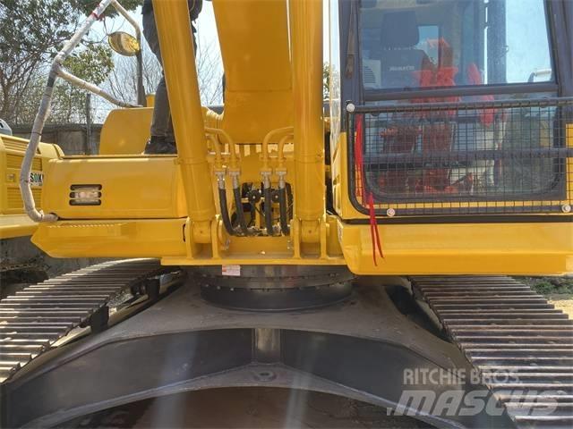 Komatsu PC 220-8 Excavadoras de cadenas