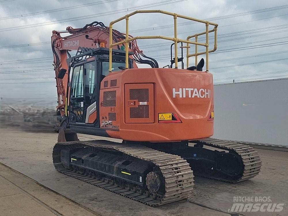 Hitachi ZX225USLC-7 Excavadoras de cadenas