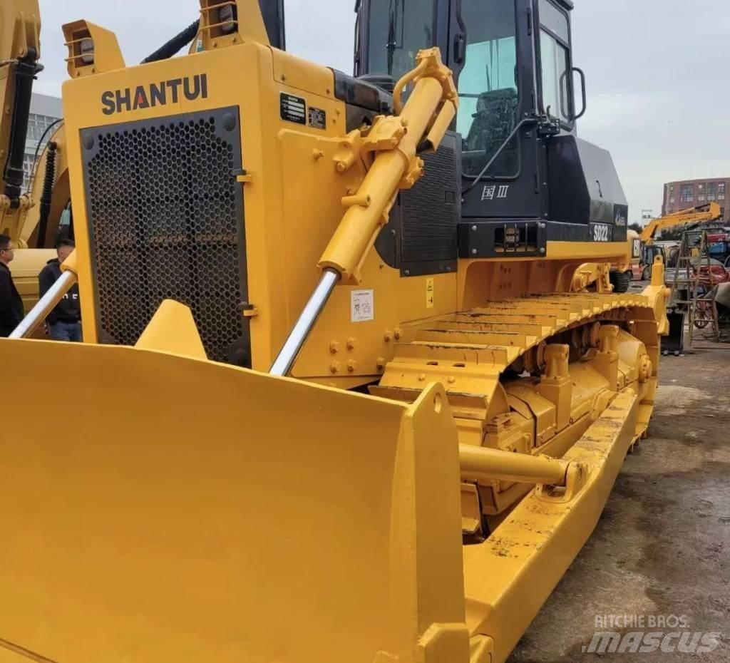 Shantui SD 22 Buldozer sobre oruga