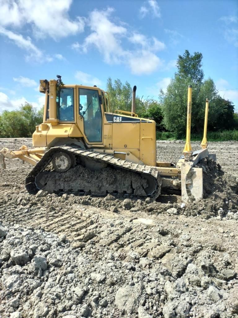 CAT D 5 N LGP Buldozer sobre oruga
