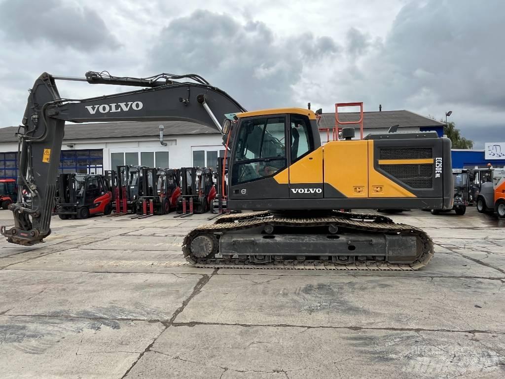 Volvo EC250ENL Excavadoras de cadenas