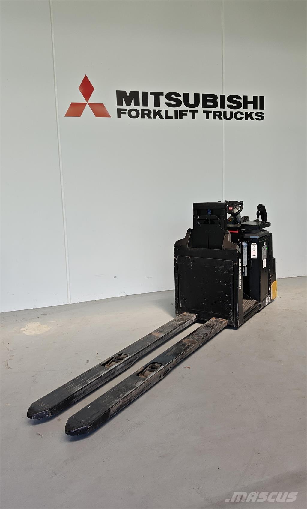 UniCarriers OLH250 Recogepedidos de baja altura