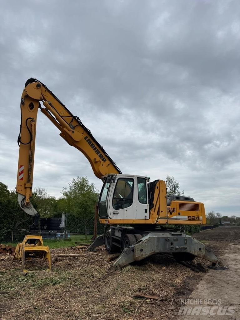 Liebherr 924 Otros equipos de carga y excavación