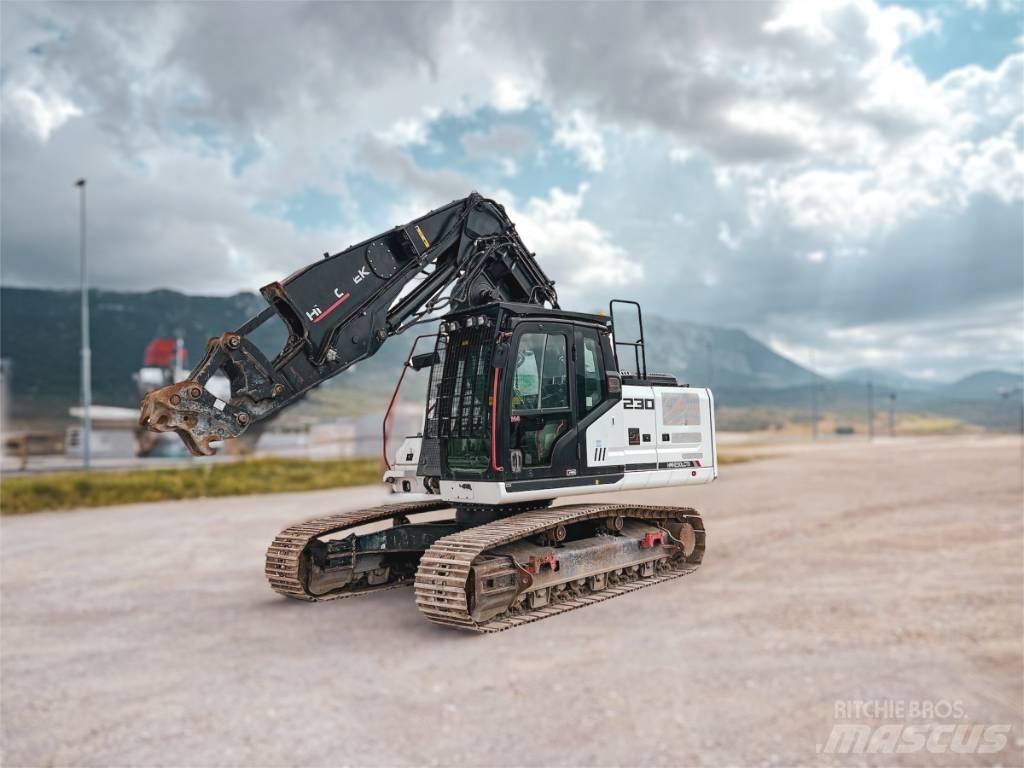 Hidromek 230 LC TX Excavadoras de cadenas