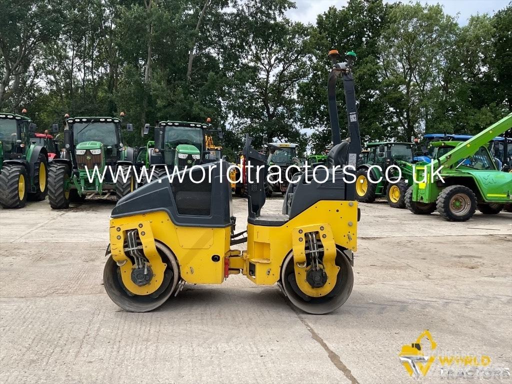 Bomag BW 120 Rodillos combinados