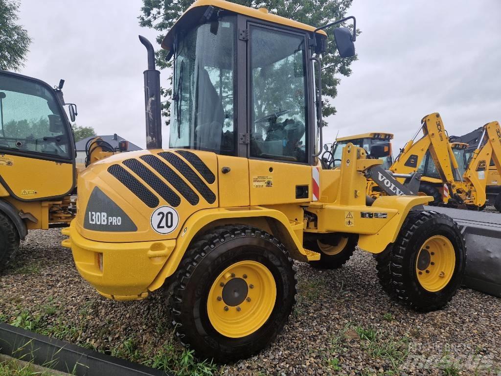 Volvo L 30 Cargadoras sobre ruedas