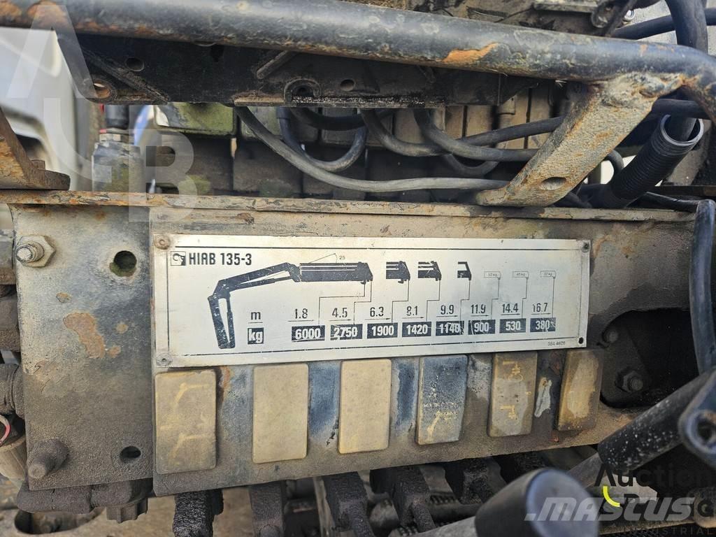Volvo FE320 Camiones polibrazo