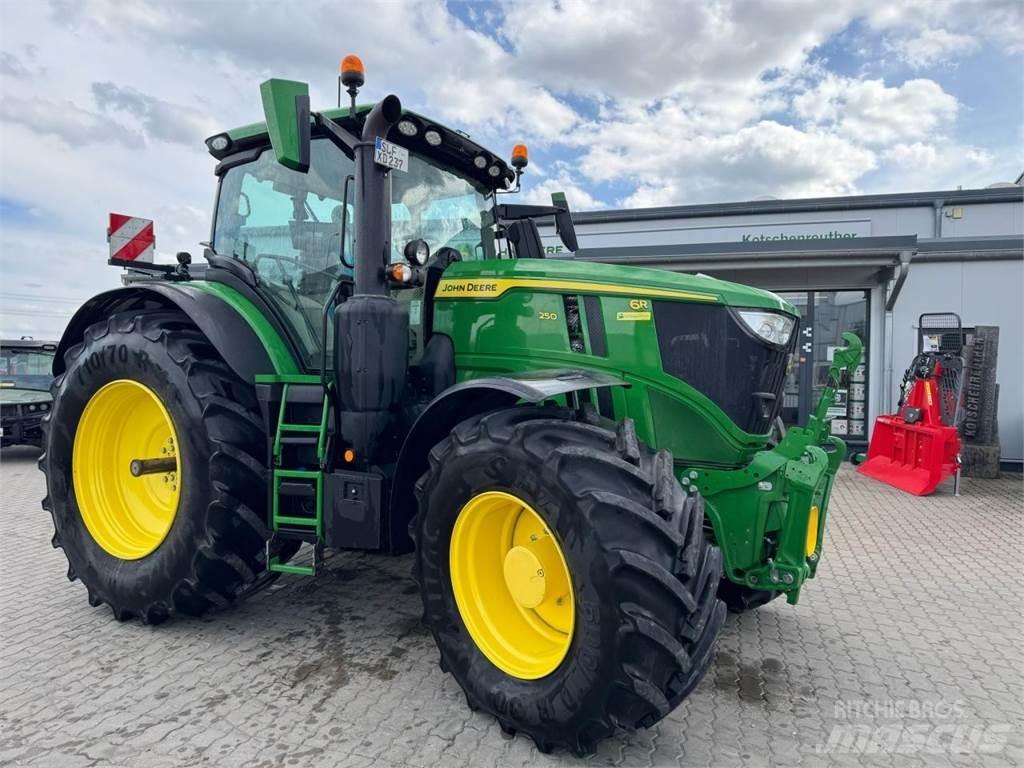 John Deere 6R 250 Tractores