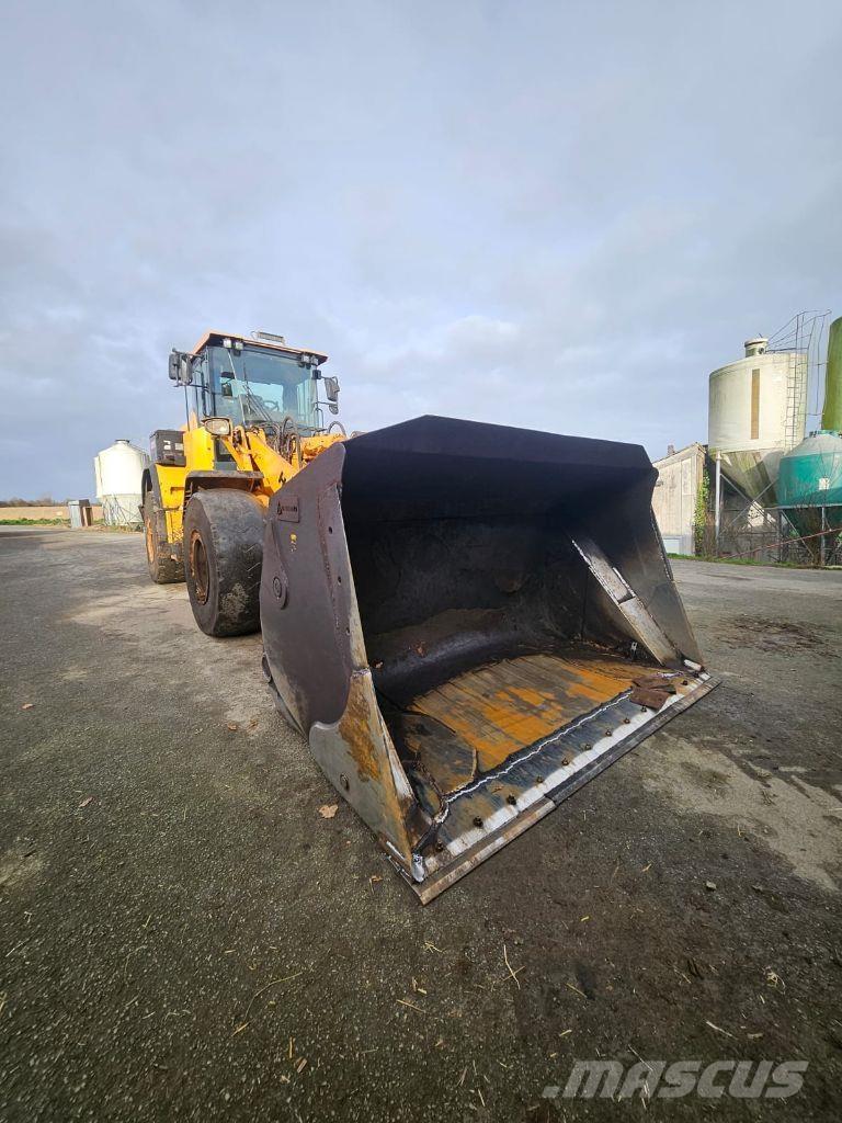 Hyundai HL960 Cargadoras sobre ruedas