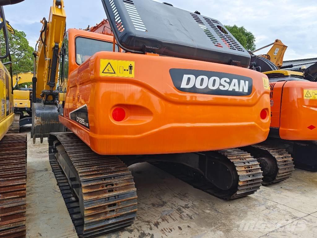 Doosan DX225LC-9C Excavadoras de cadenas