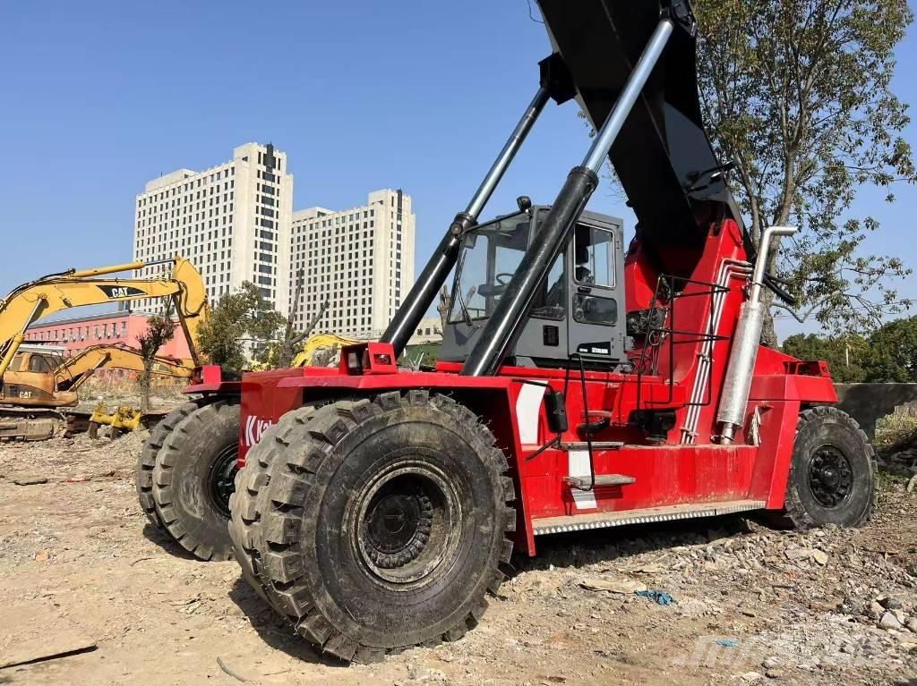 Kalmar DRF 450-60 Manipulador de contenedores