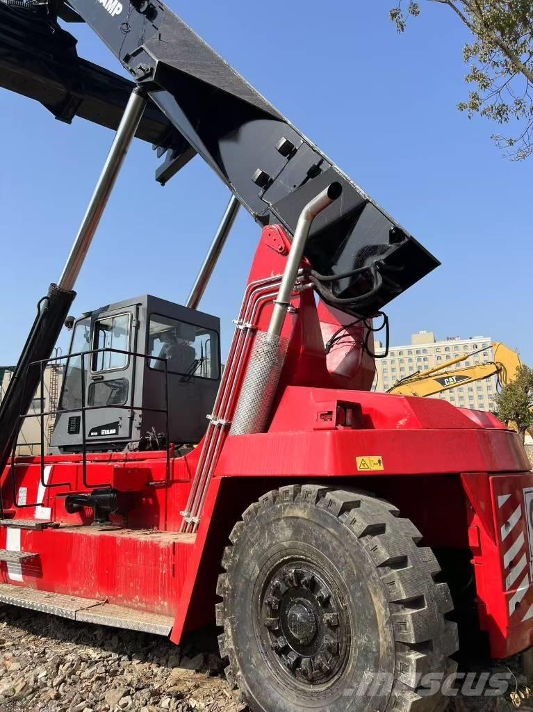 Kalmar DRF 450-60 Manipulador de contenedores