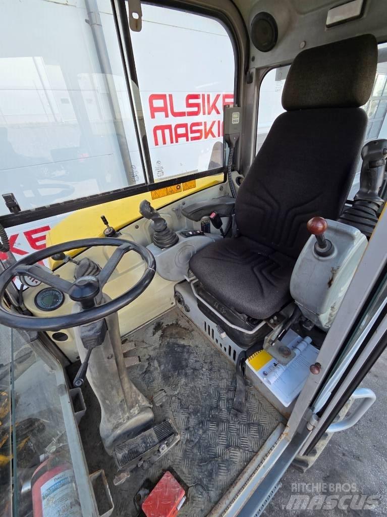 Wacker Neuson 6503 Excavadoras de ruedas