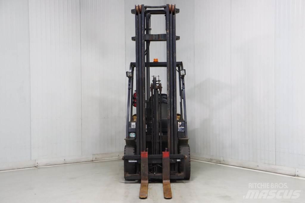 TCM FD25T3 Carretillas diesel
