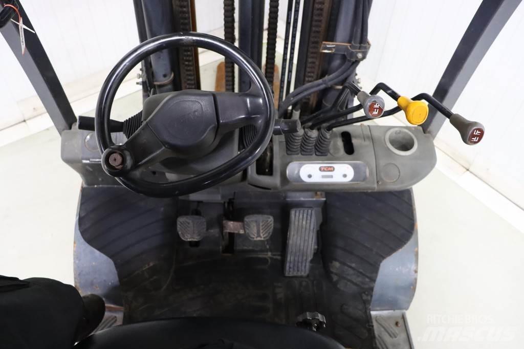 TCM FD25T3 Carretillas diesel