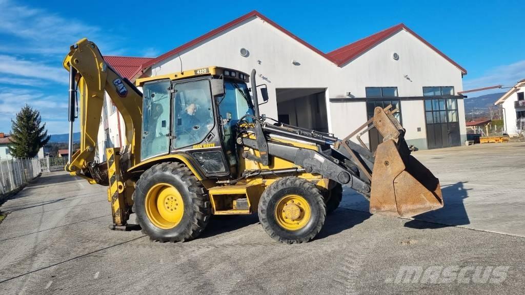 CAT 432d Retrocargadoras