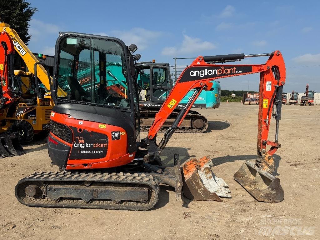 Kubota U 27-4 Mini excavadoras < 7t