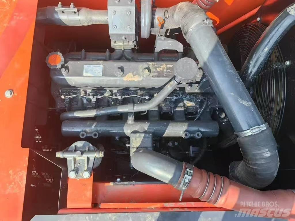 Doosan DX 225 LC Excavadoras de cadenas