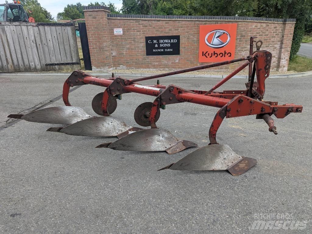 Kverneland 4 Furrow Segadoras