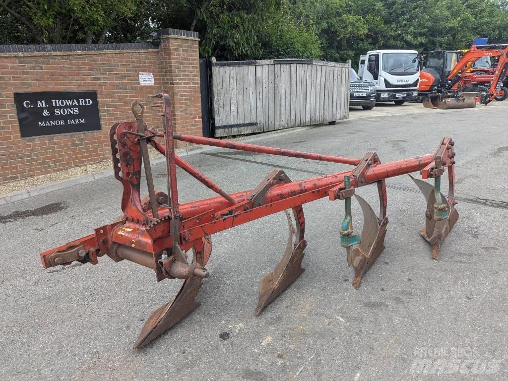 Kverneland 4 Furrow Segadoras
