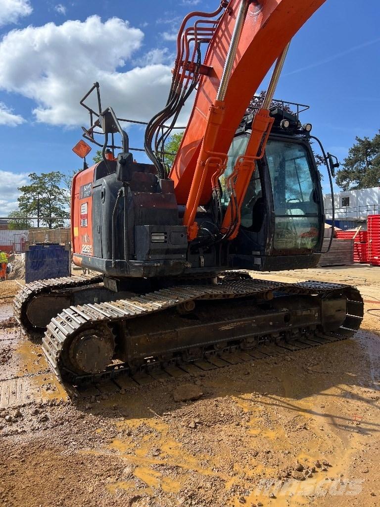 Hitachi ZX 225/6 Excavadoras de cadenas