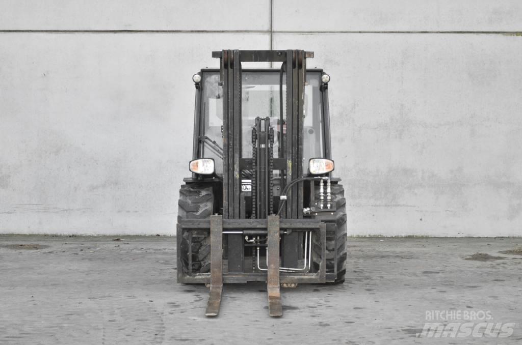 Manitou MC 30-4 Carretillas diesel