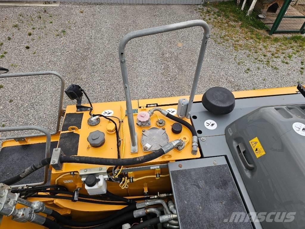 Liebherr R 922 Excavadoras de cadenas