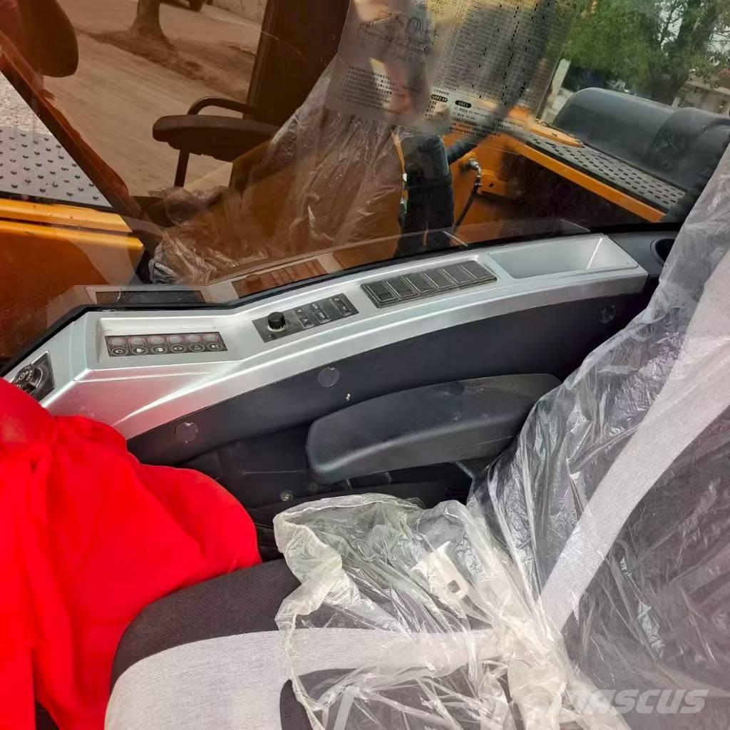 Hyundai 220LC-9S Excavadoras de cadenas