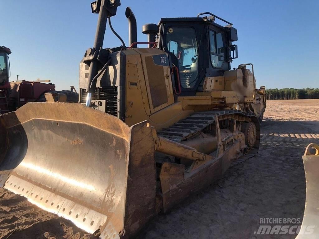 CAT D 7 E Buldozer sobre oruga