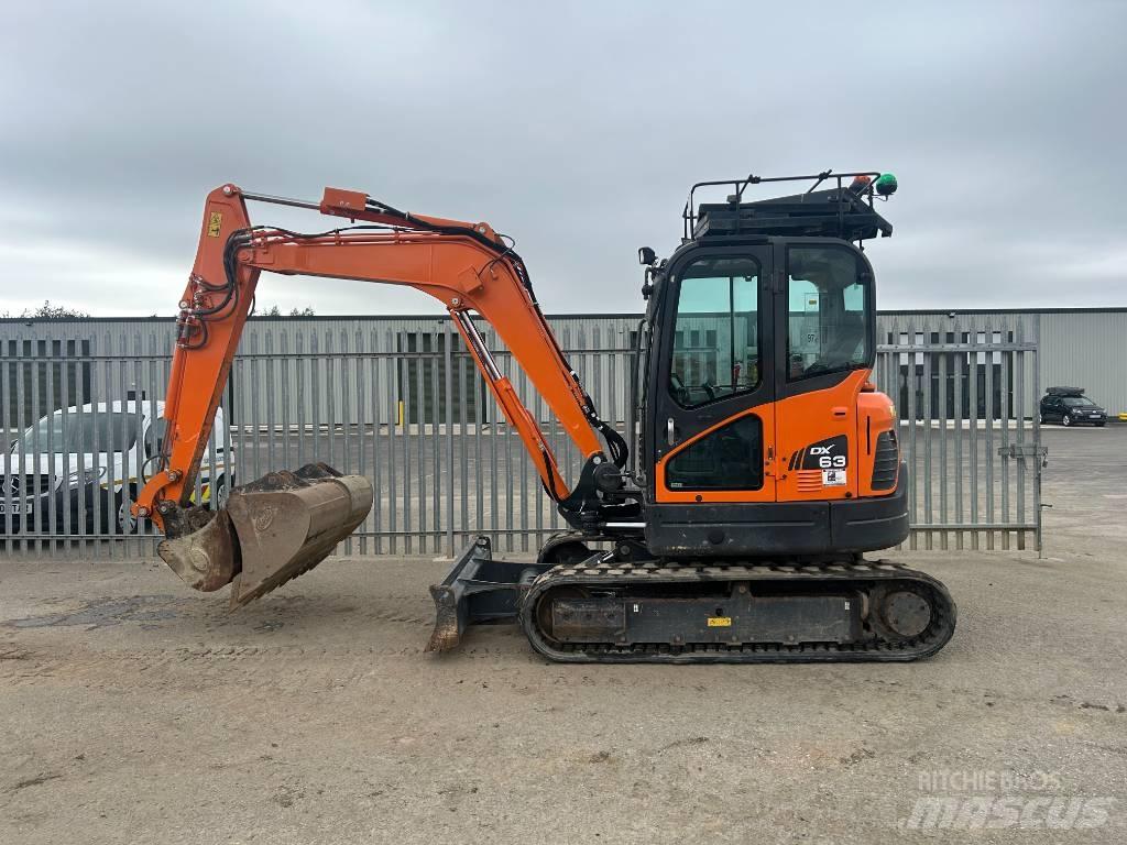 Doosan DX 63-3 Excavadoras de cadenas