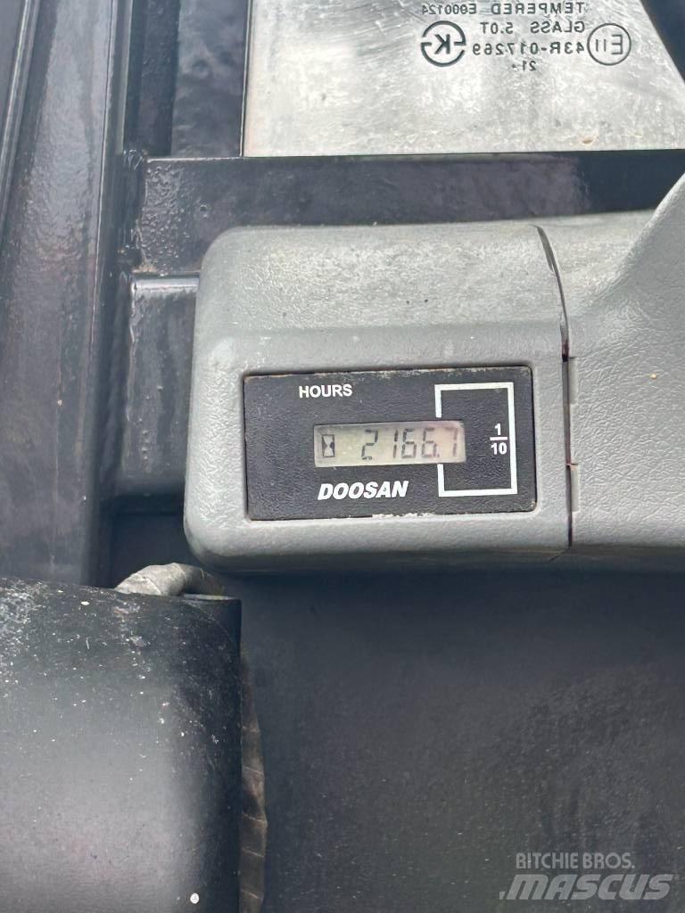 Doosan DX 63-3 Excavadoras de cadenas