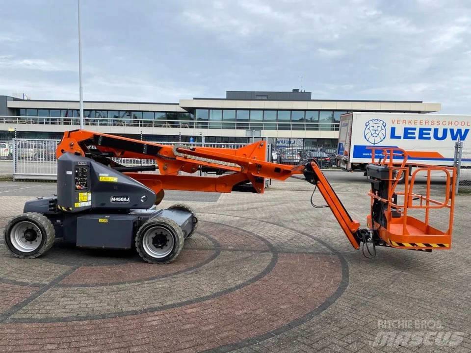 JLG M 450 AJ Plataforma de trabajo articulada
