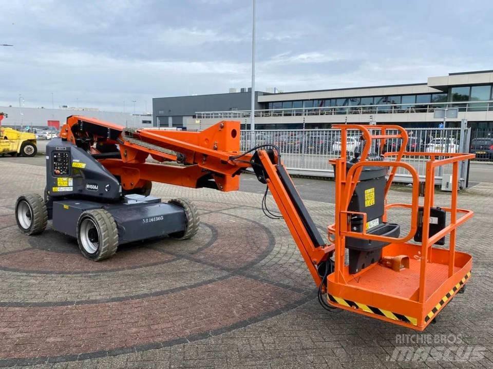 JLG M 450 AJ Plataforma de trabajo articulada