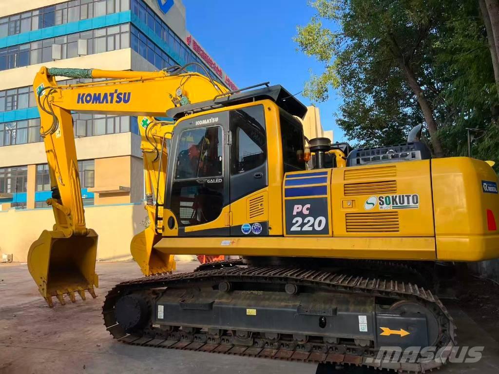 Komatsu PC 220-8 Excavadoras de cadenas