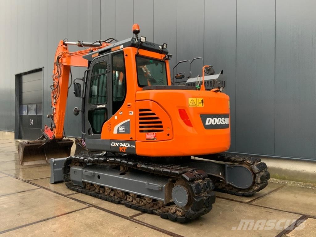 Doosan DX 140 LCR Excavadoras de cadenas