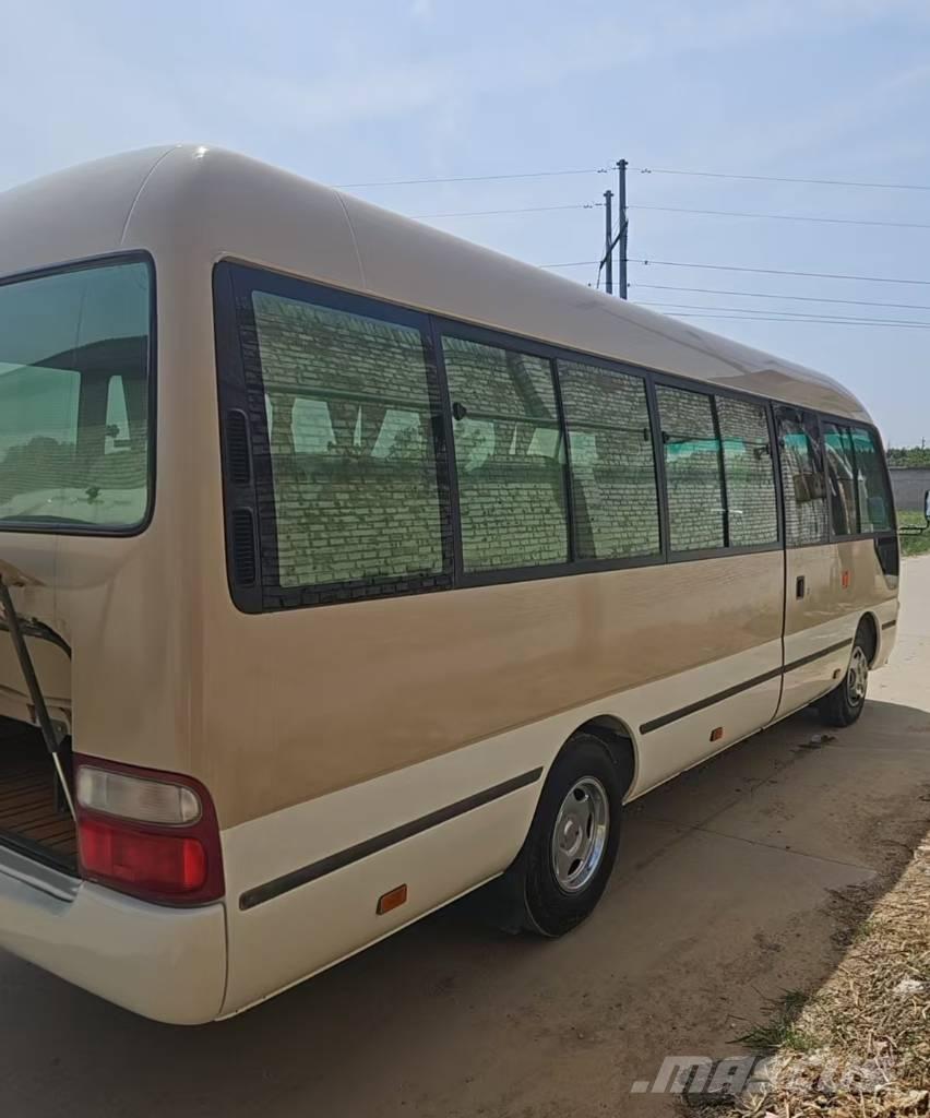 Toyota Coaster Bus Mini autobuses