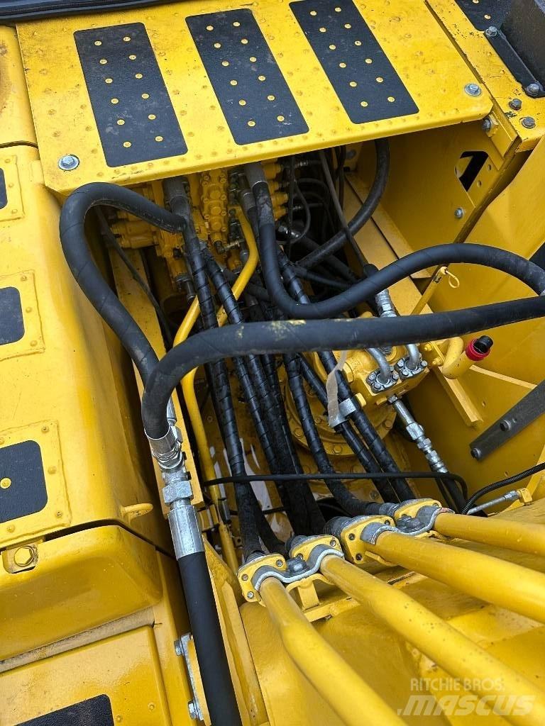 Komatsu PC 200-8 Excavadoras de cadenas
